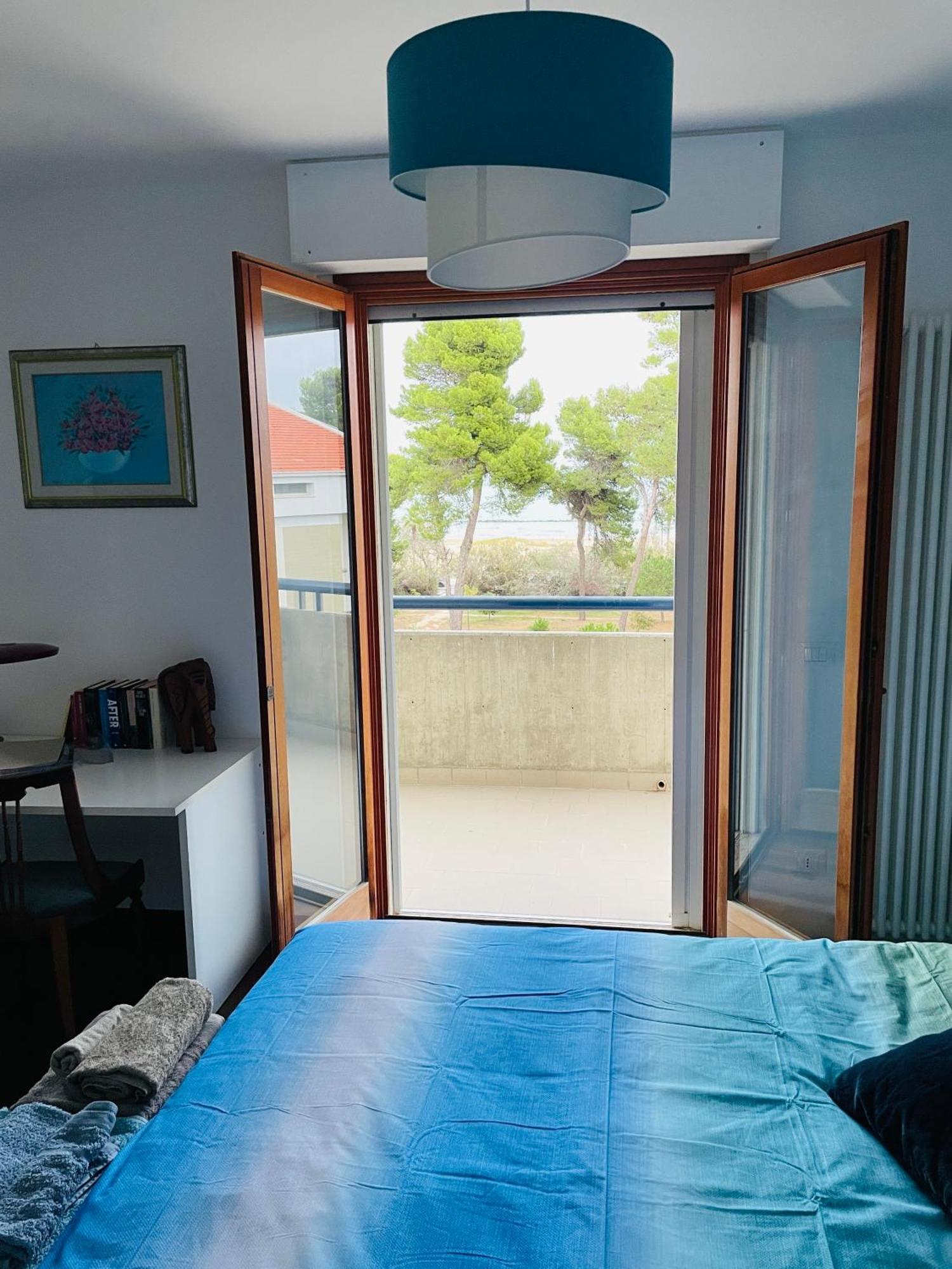 Attico Vista E Fronte Mare Zaffiroblu Con Posto Auto Apartment Montesilvano Marina Exterior foto